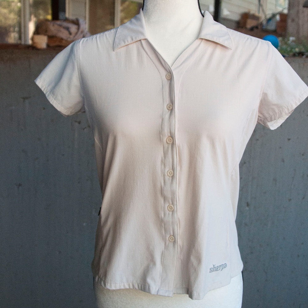 Sherpa button up shirt Size Med EUC